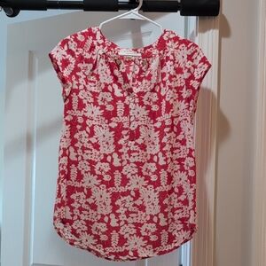 Floral Red and White Women's Top